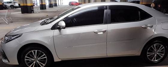 TOYOTA COROLLA 1.8 GLI 16V FLEX 4P AUTOMÁTICO TOYOTA COROLLA 1.8 GLI 16V FLEX 4P AUTOMÁTICO